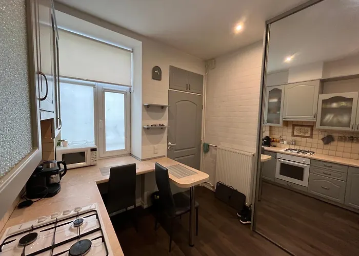 Kingsize Bed Self Check In & Smart Tv And Free Parking Apartment Riga