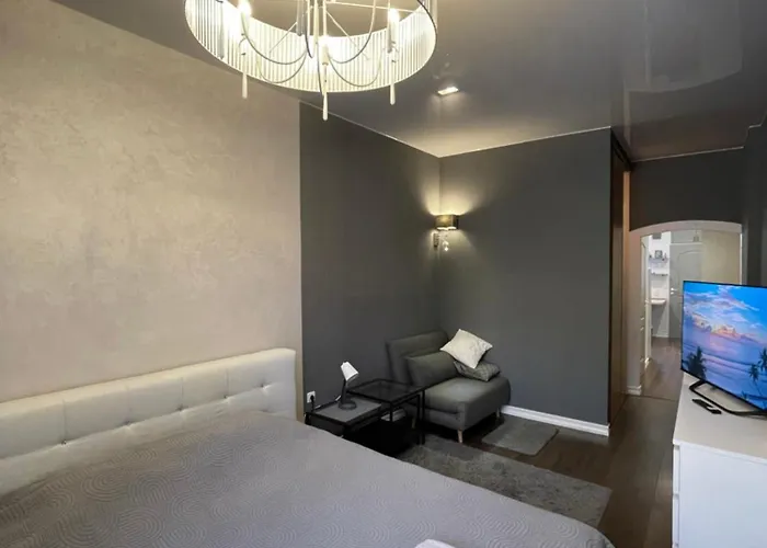 Kingsize Bed Self Check In & Smart Tv And Free Parking Apartment