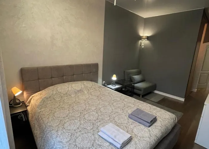 Kingsize Bed Self Check In & Smart Tv And Free Parking Dzīvoklis